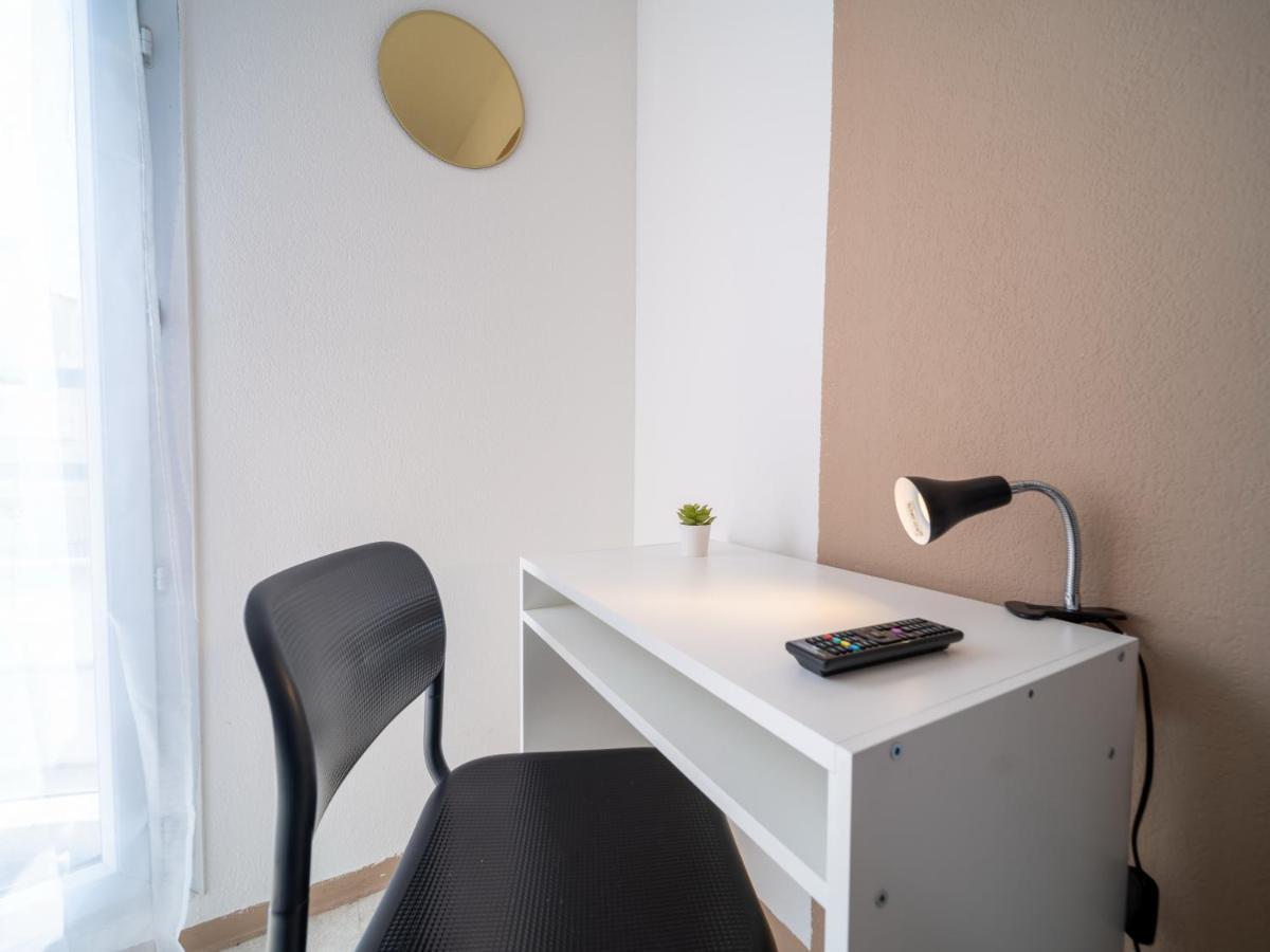 Appartement Climatise Avec Parking A 6Min A Pied De La Gare St Charles Марсель Экстерьер фото