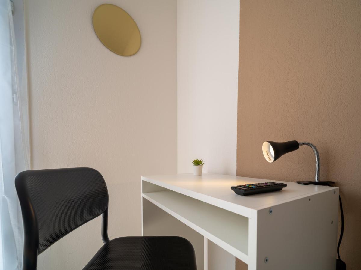 Appartement Climatise Avec Parking A 6Min A Pied De La Gare St Charles Марсель Экстерьер фото