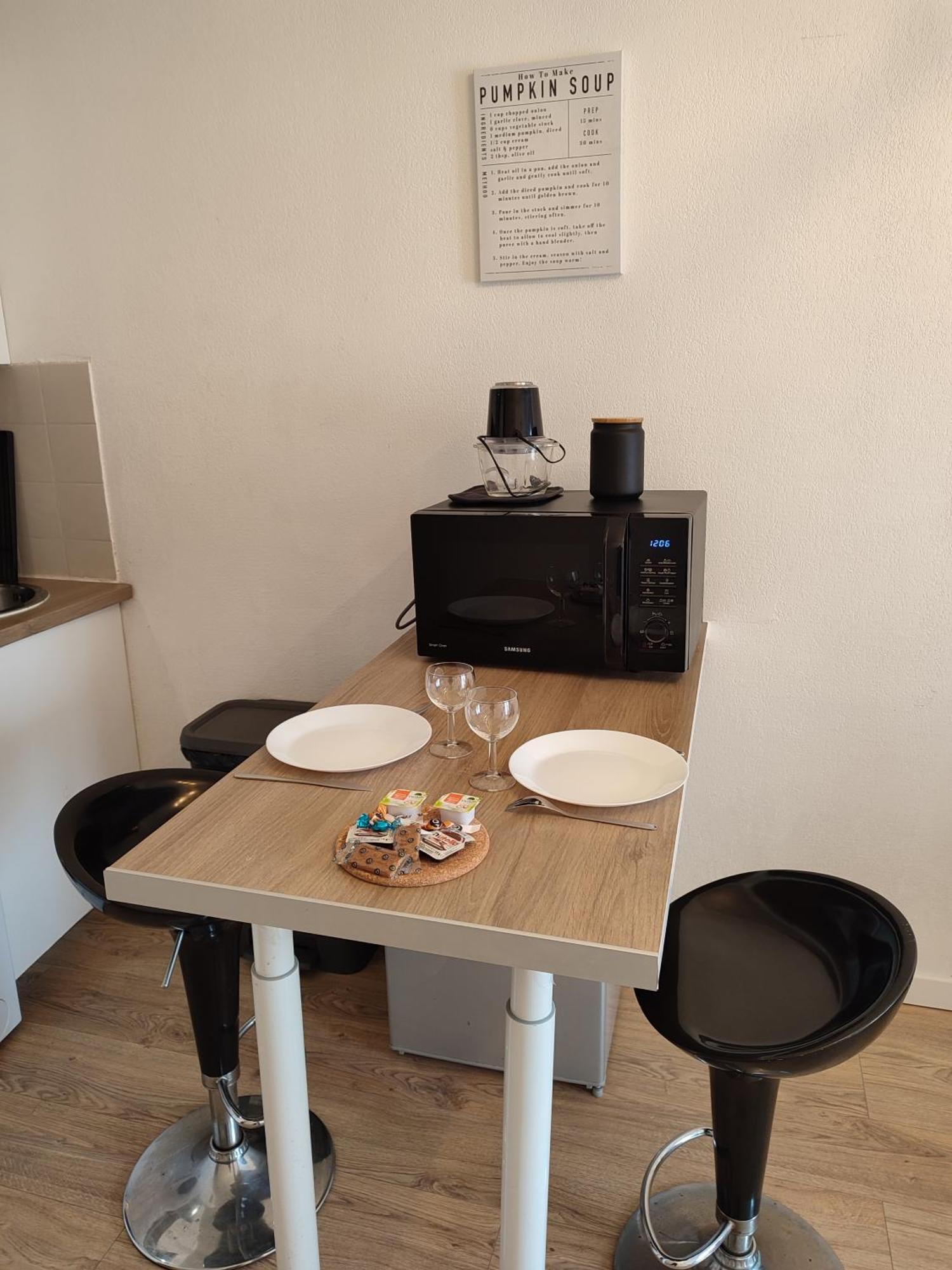 Appartement Climatise Avec Parking A 6Min A Pied De La Gare St Charles Марсель Экстерьер фото